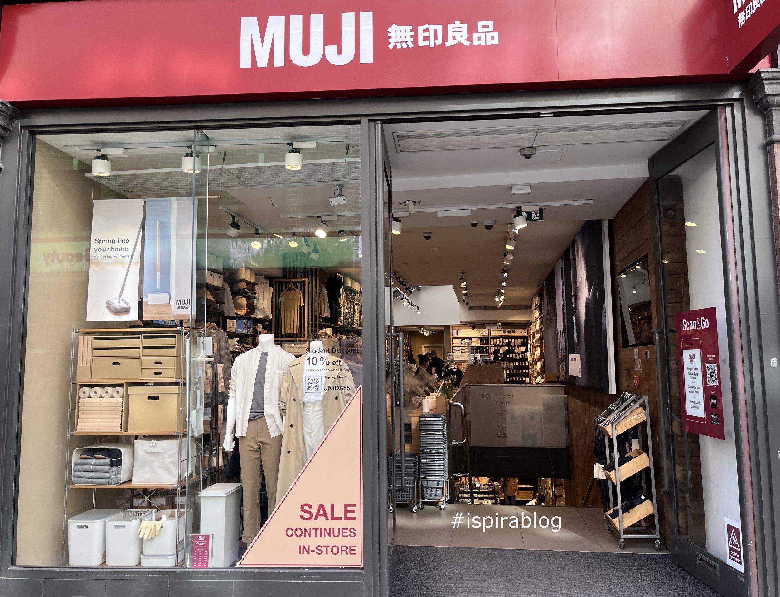 Muji - 5th Avenue, New York - Clothing and Household Store